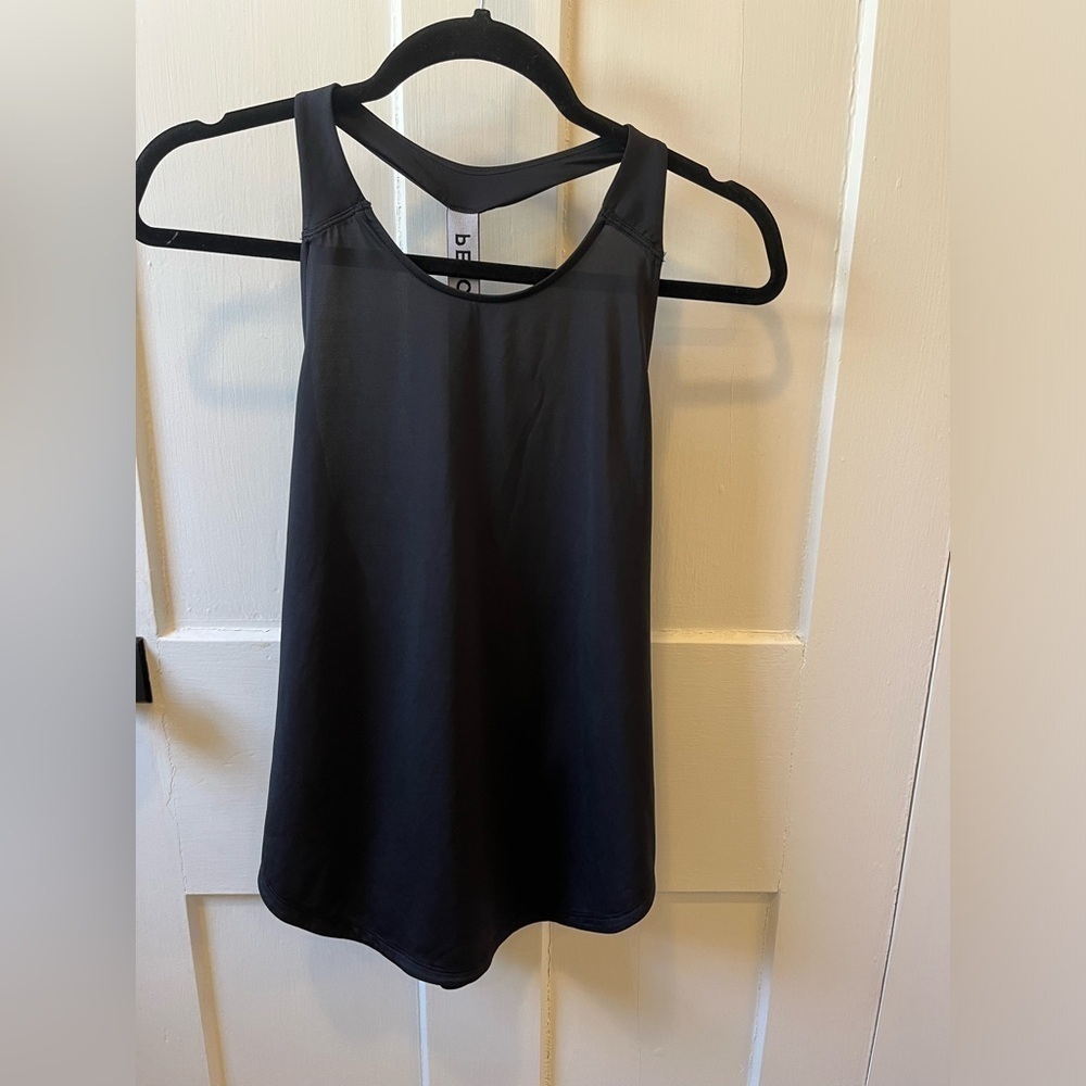 Peloton Distance Razorback Black Tank Top Small - Picture 3 of 6